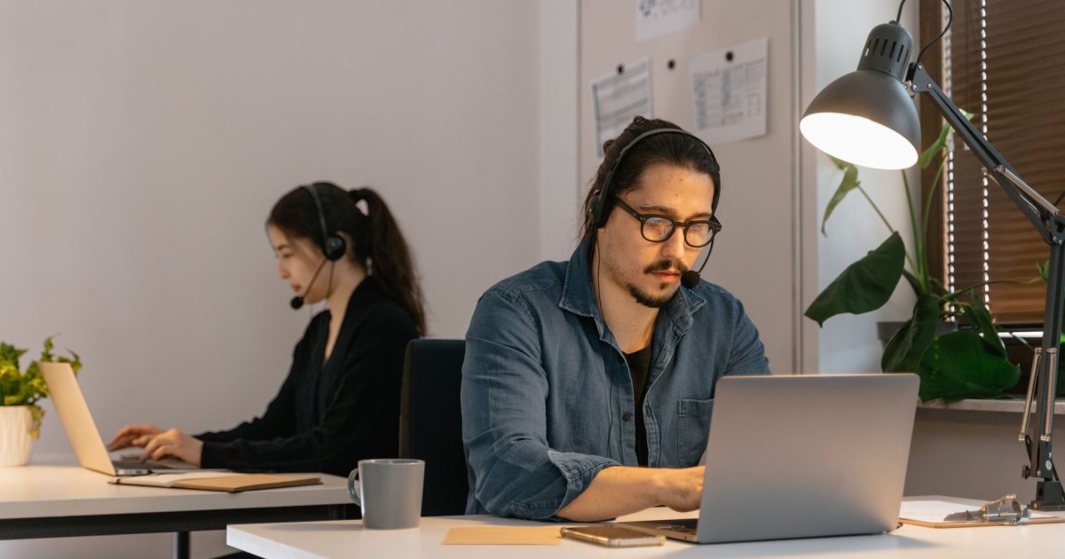 Transforme Seu Negócio com um Assistente Virtual: O Guia Prático para Pequenas Empresas
