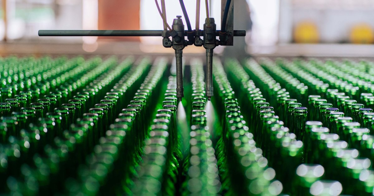 Desvendando a Revolução da Inteligência Artificial no Cotidiano dos MEIs Brasileiros